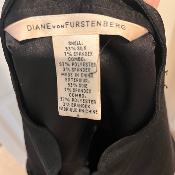 DVF Silk Button Down Blouse Size 4 - Picture 3 of 5